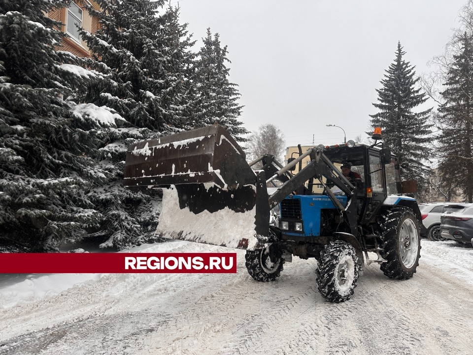 От снега Клин расчистят 60 дворников с помощью современной техники