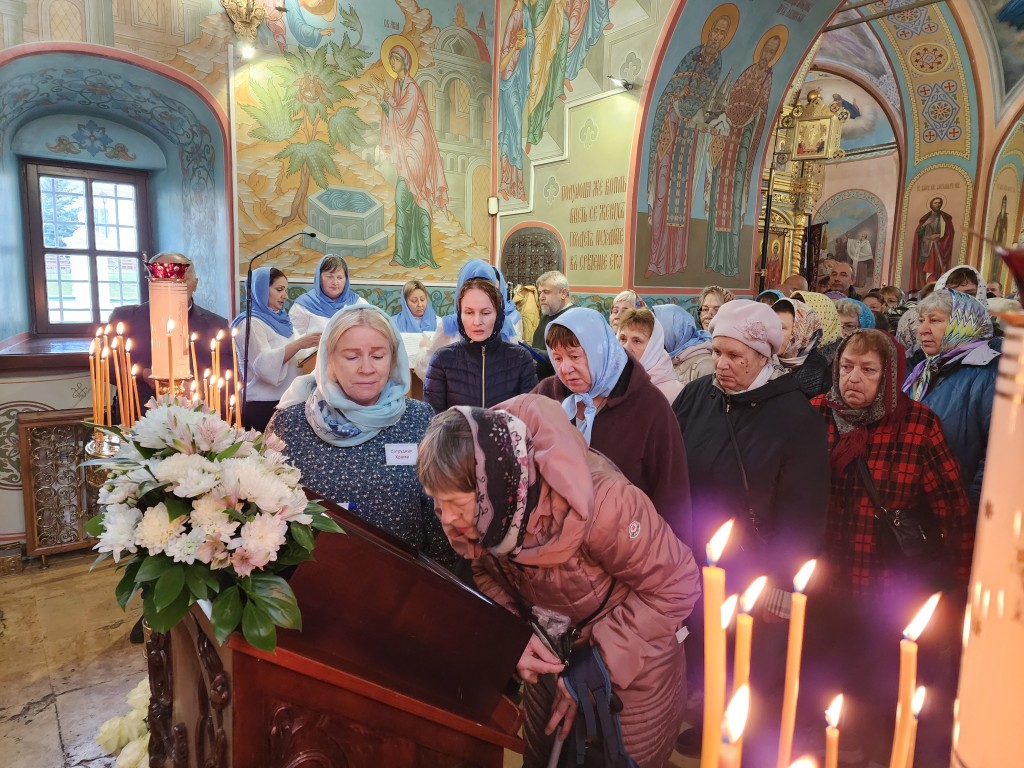 Православные подольчане смогут помолиться у чудотворной иконы с мощами Николая Японского