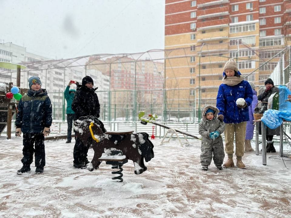 В Лобне открылась детская площадка на улице Молодежная