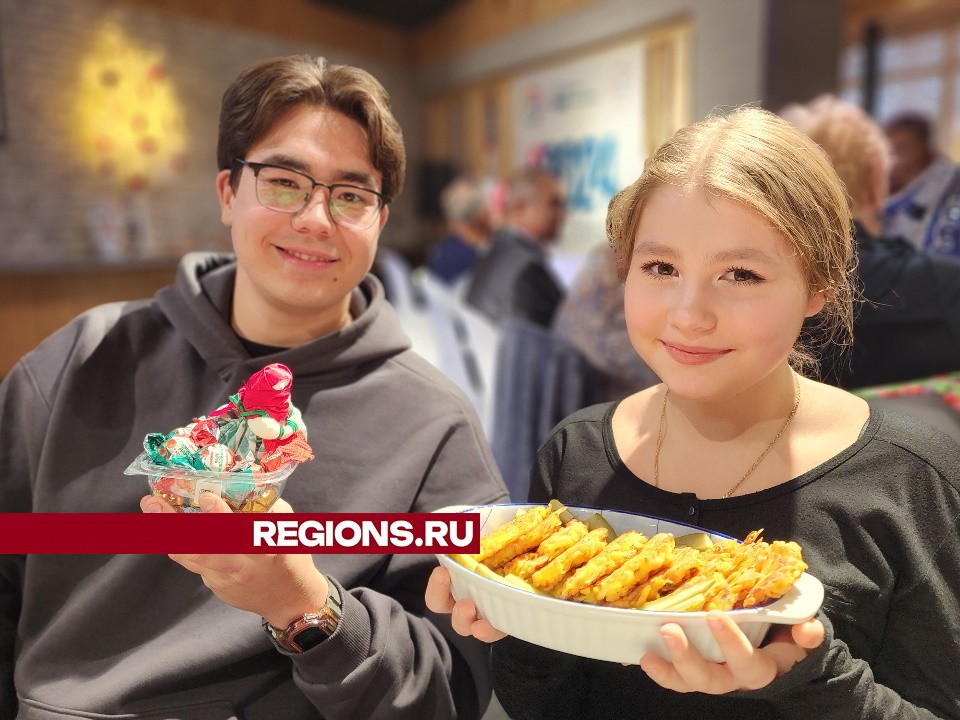 Драники, чак-чак, осетинские пироги и русские блины готовили в Протвине на День народного единства