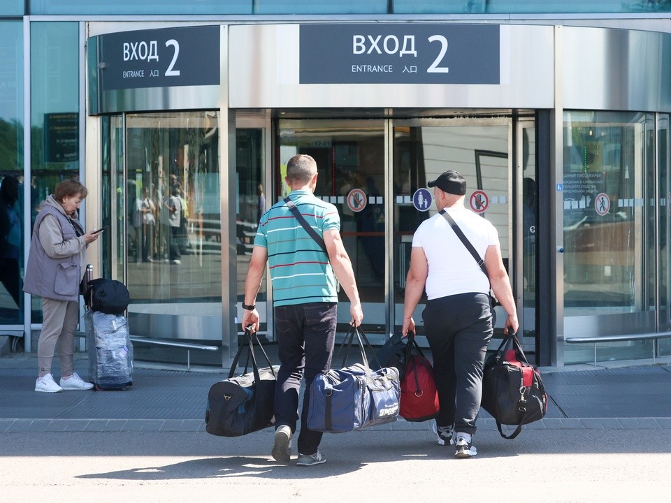 В аэропорту Домодедово открылся центр по ремонту мобильных устройств