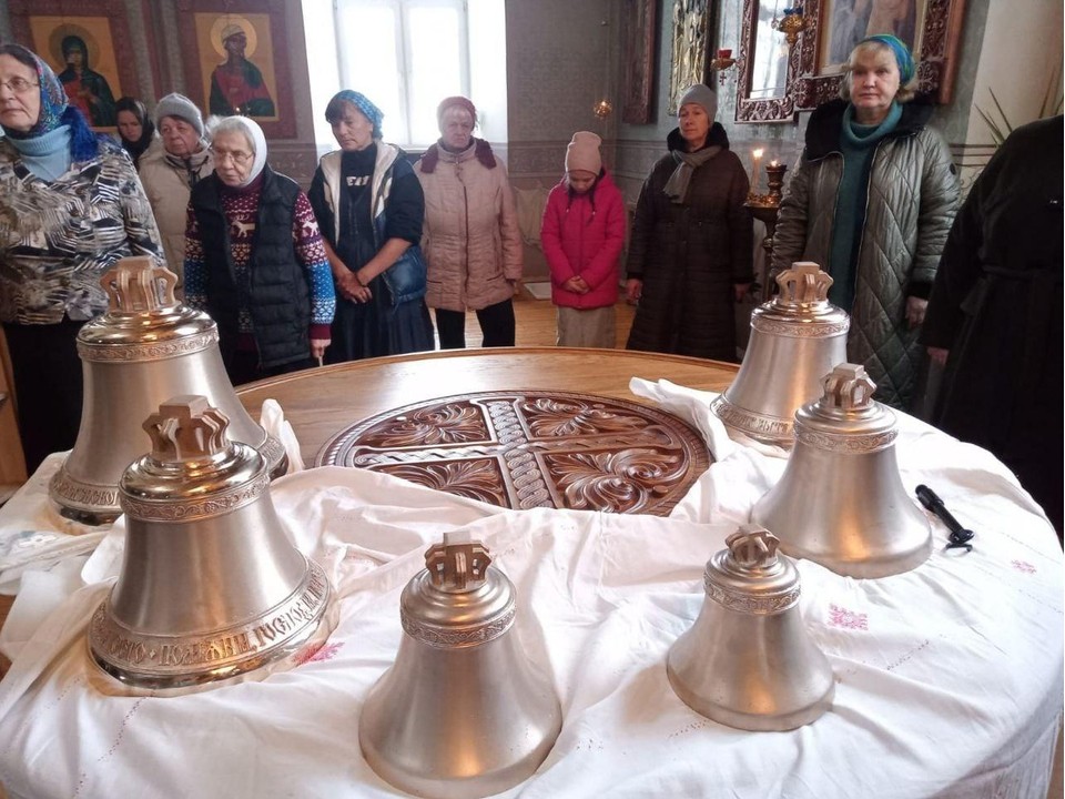 Перезвон шести новых колоколов смогут услышать прихожане храма в поселке Спас-Заулок