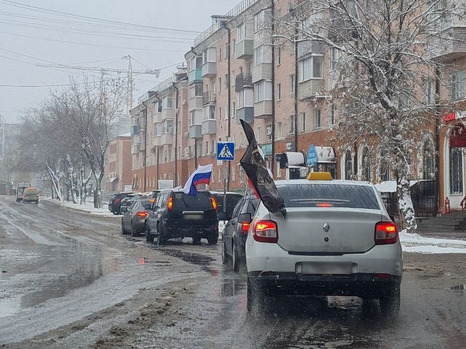 Луховичане отметили День народного единства автопробегом