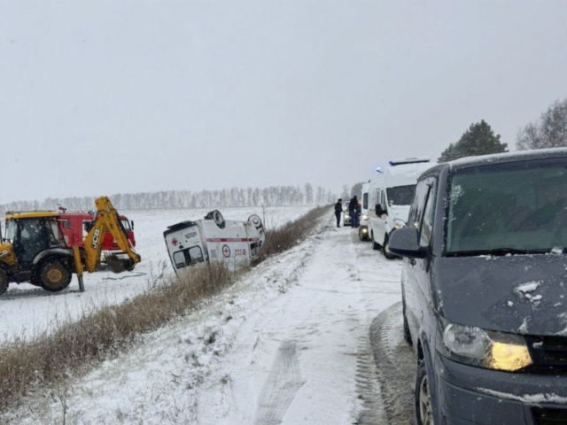 Трое пострадавших госпитализированы после аварии с машиной скорой помощи в Зарайске