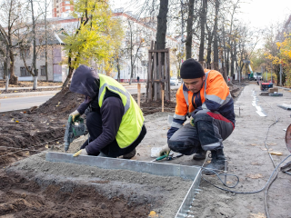 В Лыткарине завершают работы по благоустройству Первомайской улицы