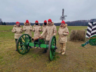 Поисковики из Шаховской почтили память героев на Бородинском поле