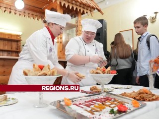 Более 800 школьников Сергиева Посада стали химиками, полицейскими и поварами на один день