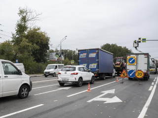 В Ленинском округе на восьми дорогах отремонтировали светофоры и знаки