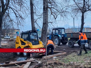 В Рошале наводят порядок на Советской улице, где снесли сараи