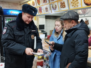 В Луховицах ищут нелегалов по торговым точкам