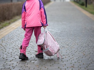 Бесследно пропавших мужчину и девочку-подростка разыскивают в Солнечногорске