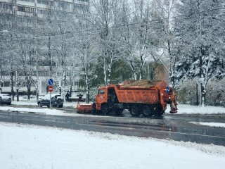 Поставку грейдера для уборки снежных заносов ждут коммунальные службы Пущина