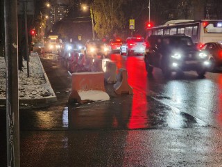 В Долгопрудном компенсируют вырубку деревьев у дома №28 на улице Дирижабельная