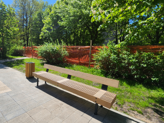 Для чего меняют новые лавочки на Лесном бульваре в Протвине