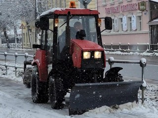 Коммунальные службы Бронниц с утра убирают снег