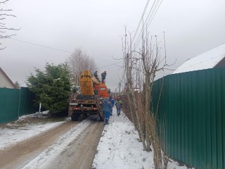 Более 35 домов деревни Золотьково подключат к электросетям до конца ноября