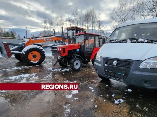 Грейдер для уборки снега, трактор и «Соболь» пополнили автопарк коммунального хозяйства Протвина