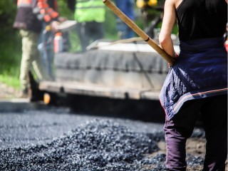 В Кашире восстановят асфальт на парковке после обращения жителей в соцсетях