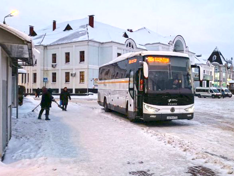 Восемь новых автобусов вышли на маршрут № 371 в Лосино-Петровском