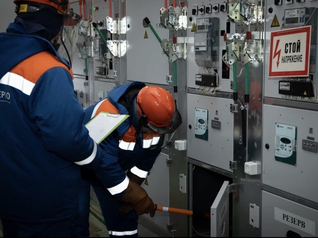 В деревнях Бабино и Нововолково до утра будут ремонтировать энергообъекты