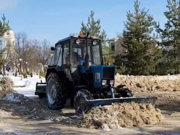 Качество уборки снега в Лосино-Петровском отслеживает новая региональная система контроля