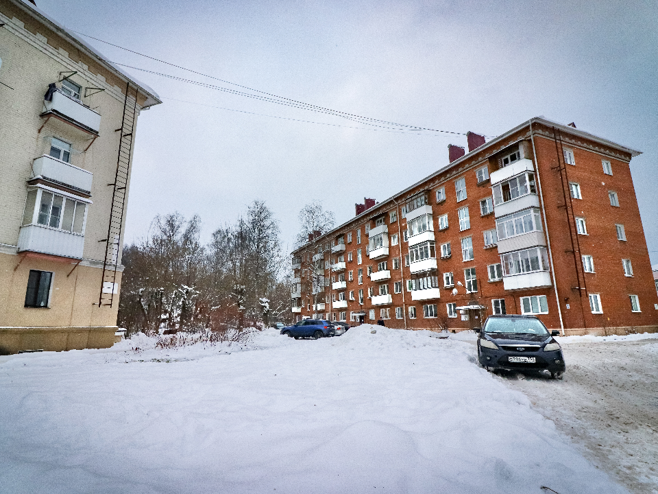 Двор на улице Рябиновой в Старой Рузе полностью расчистят от снега