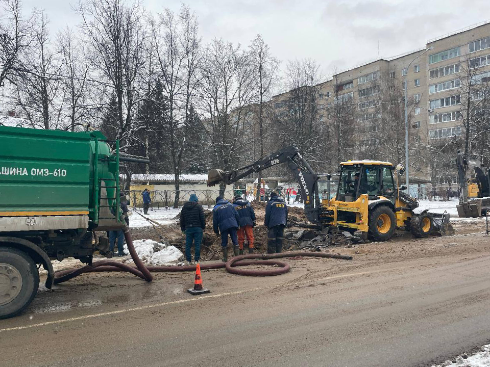 Водоснабжение вернулось в дома жителей Большой Волги в Дубне после аварии