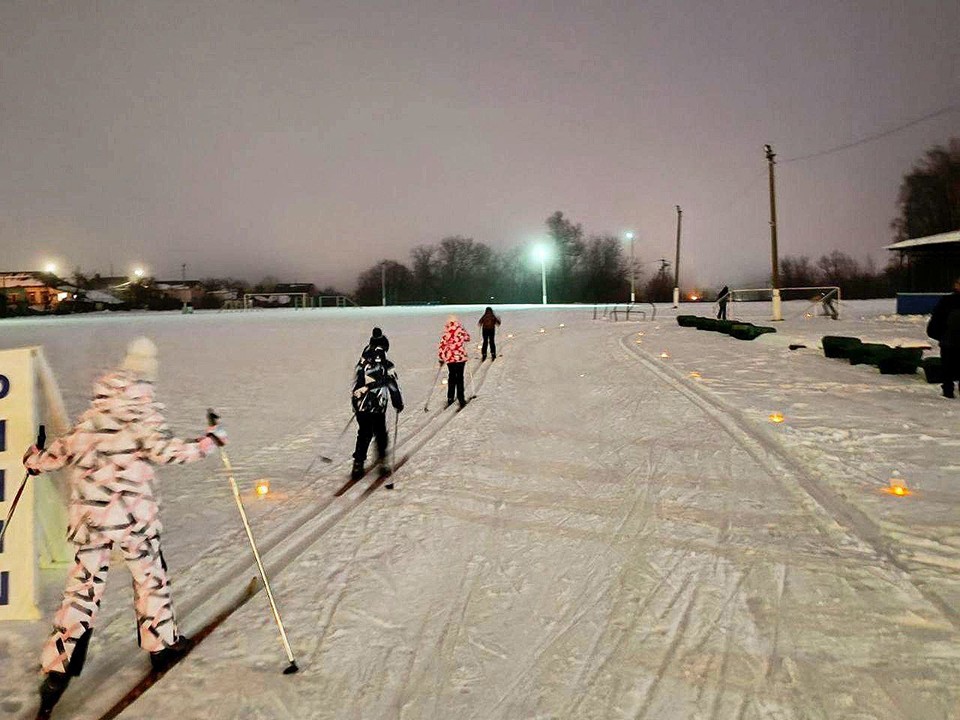 Лыжный забег при свечах прошел в Высоковске