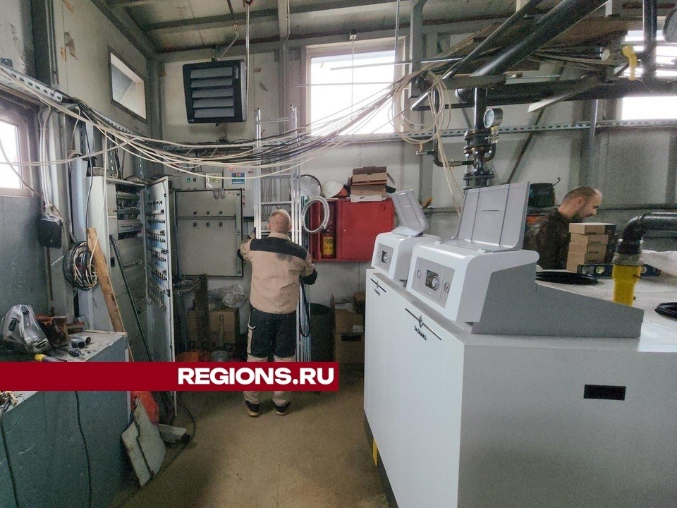 К новогодним праздникам в Большом Серпухове обновят фойе ДК «Россия»