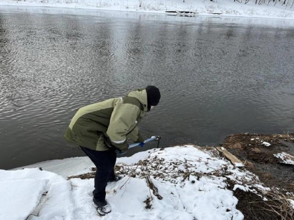 В Раменском организация самовольно перекрыла русло реки