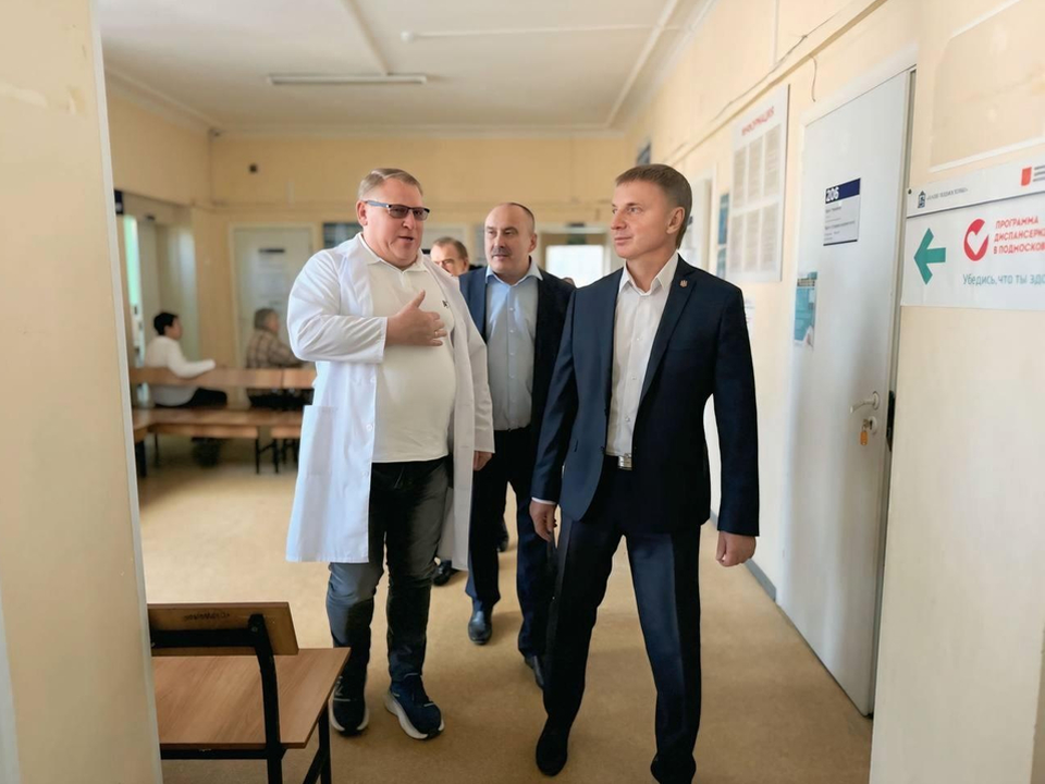 Поликлиники на 2-м Покровском и Силикате получат обновление