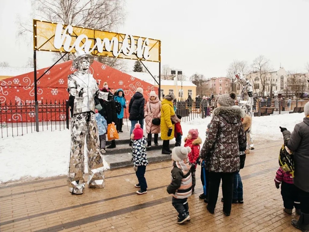 Каток с искусственным льдом в Пушкино посетили в декабре 11 тысяч человек