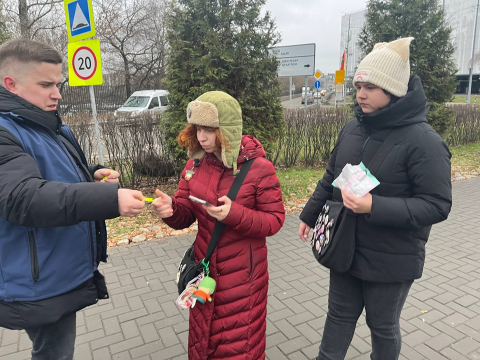 Акция «Засветись» делает дороги Котельников безопаснее