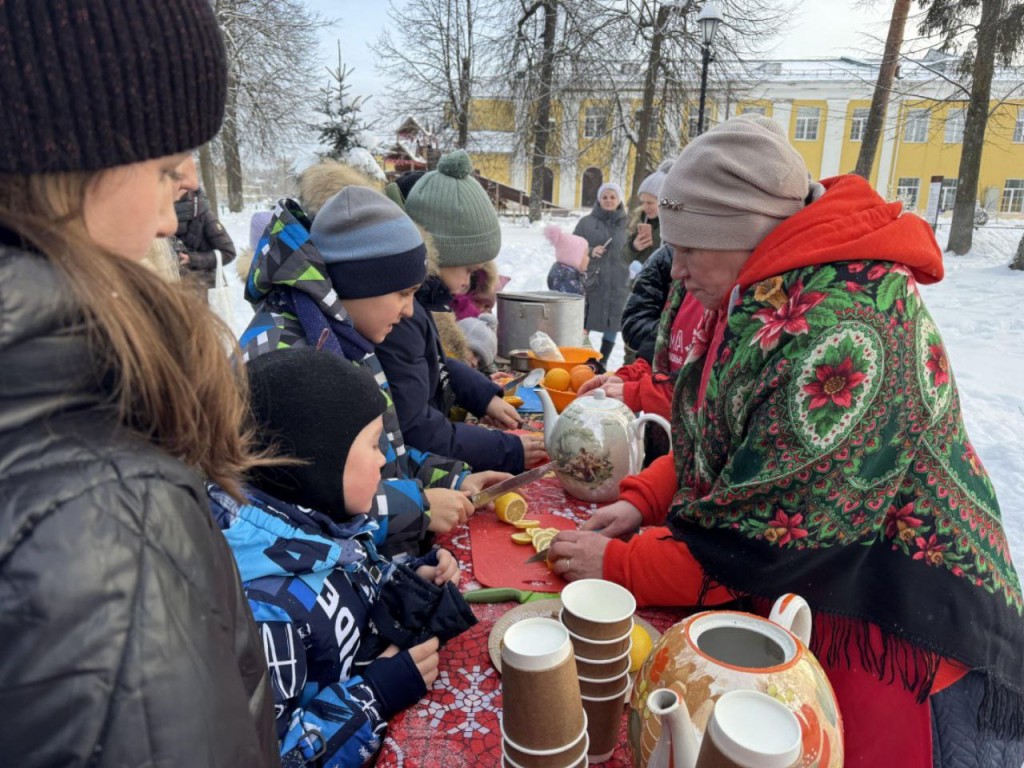 В «Новый год под шубой» талдомчан ждут волшебные мандарины и кулинарные уроки