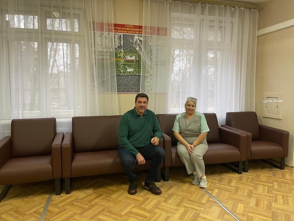 В приемном отделении  госпиталя имени Бурденко появилась новая мебель