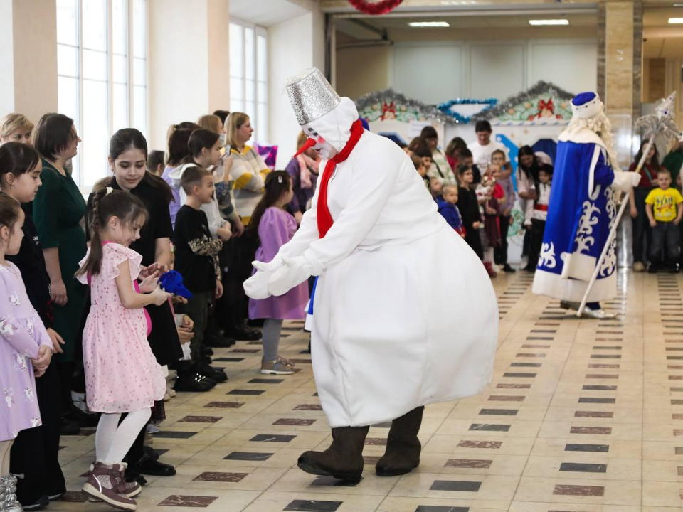 Новогодний праздник провели для детей бойцов СВО в Раменском