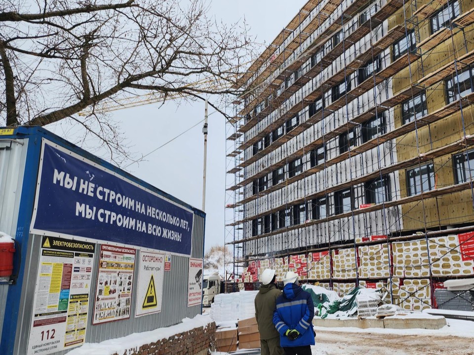 Новая поликлиника в Октябрьском откроется в следующем году