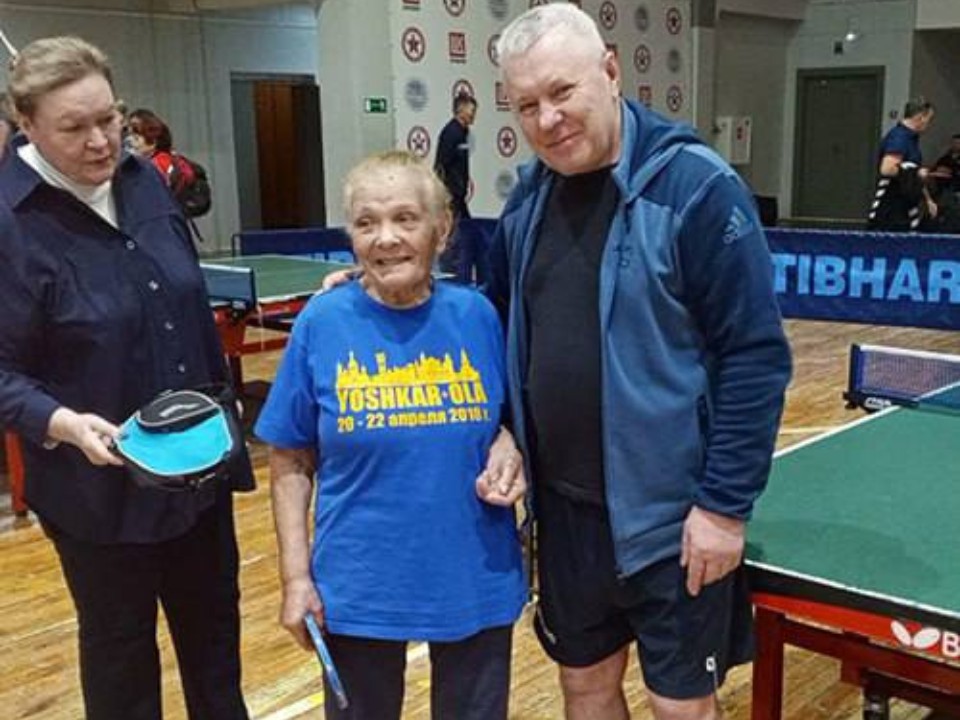 91-летняя спортсменка из Коломны выступит на соревнованиях по настольному теннису