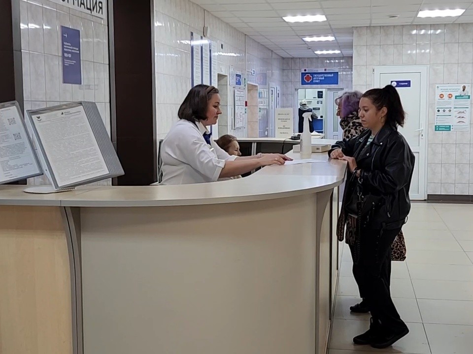 Минздрав объяснил, зачем нужно выдавать больничные через врачебную комиссию