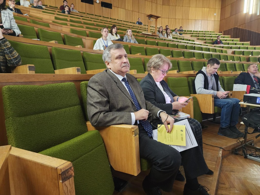 Молодые ученые в Пущине ищут способ биоконверсии пластика в полезные соединения