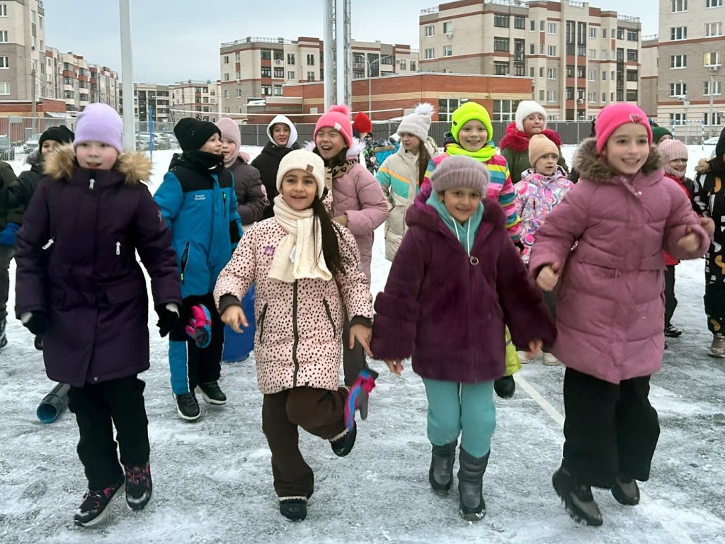 Стадион Центра образования №29 в Зеленом будет доступен жильцам окрестных домов