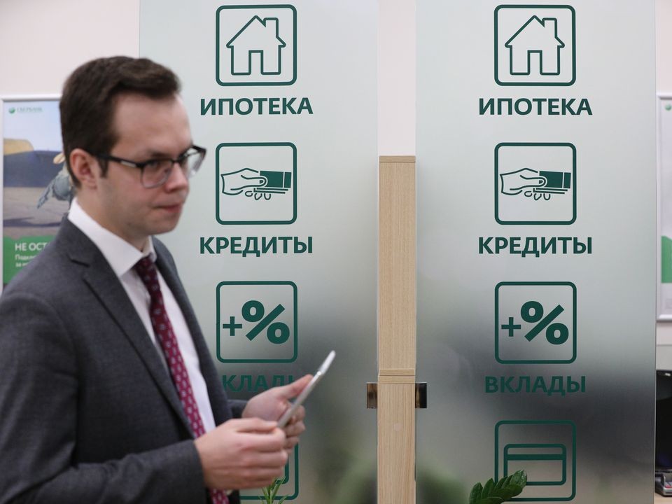 Банки увеличили продажу просроченных долгов россиян коллекторам