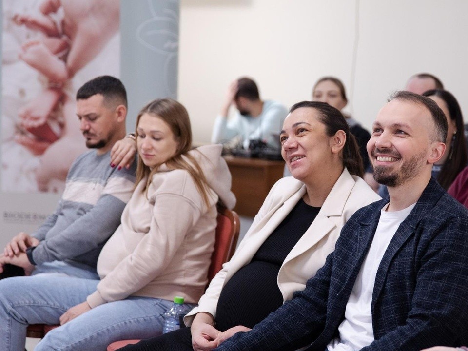Будущим мамам в Подмосковье расскажут, как провести Новый год с пользой