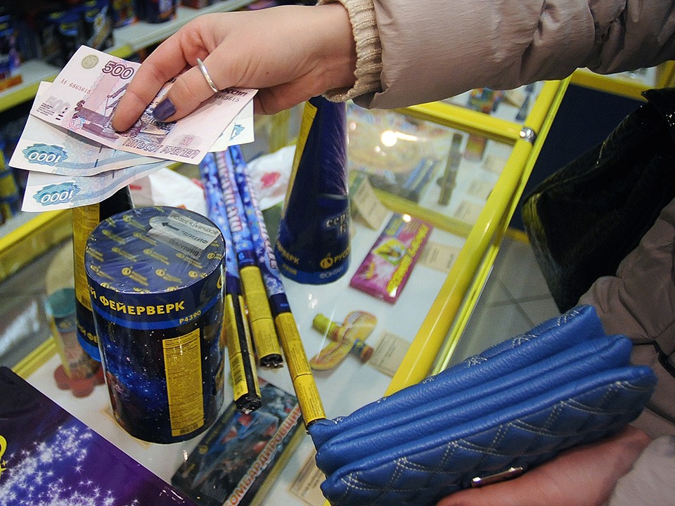 В полиции Жуковского напомнили, чем грозит незаконная продажа пиротехники