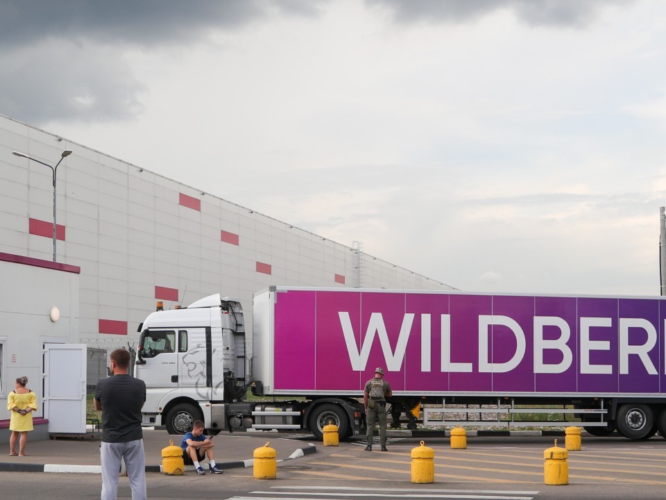 Wildberries начала производить полуприцепы для перевозки грузов в Московской области