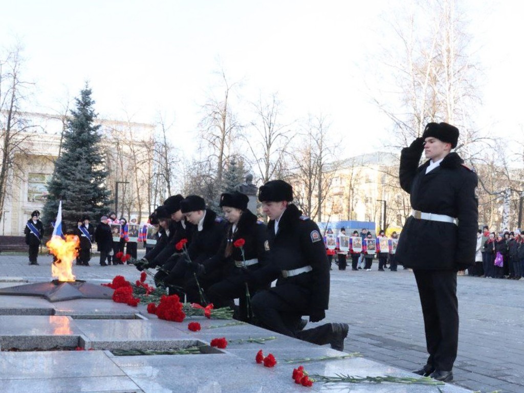 Память героев Великой Отечественной войны почтили в Ступине у Вечного огня