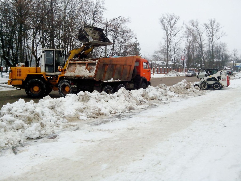 В округе определили места для вывоза и складирования снега