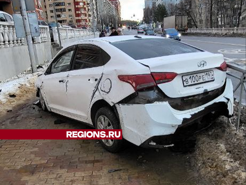 Раскрыты новые детали ДТП в Дзержинском, в котором пьяный водитель на скорости вылетел на тротуар