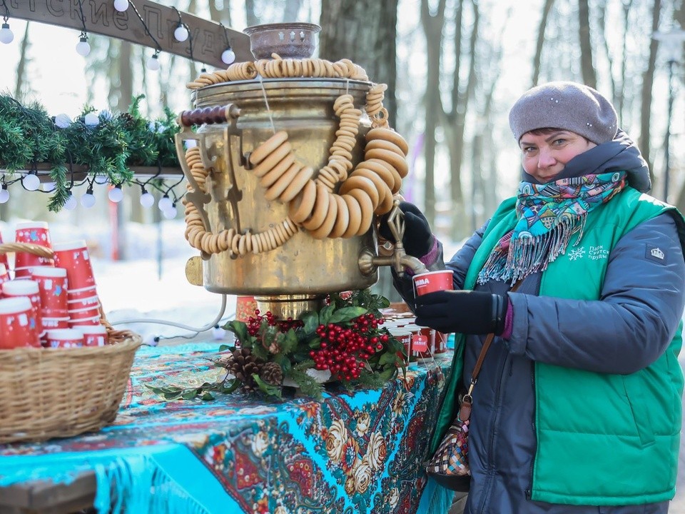 Заняться спортом и согреться чаем приглашают в парке «Скитские пруды»