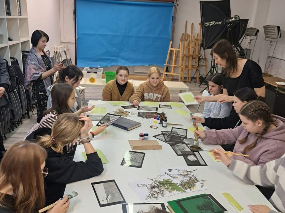 Дети из Истры побывали в необычном музее и попробовали себя в роли фотографов